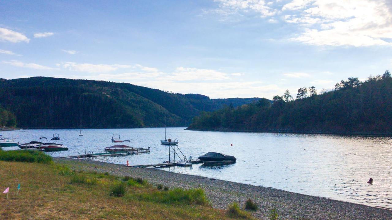 Unterwellenborn Schlossberg Apartments & Garten In Der Natur & Unweit Vom "Thueringer Meer" מראה חיצוני תמונה